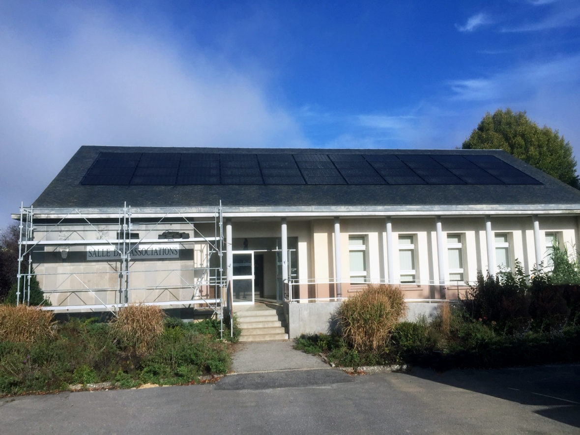 Panneau photovoltaique toit batiment Mayenne école inno watt