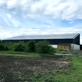 panneau photovoltaique installation hangar de stockage en mayenne